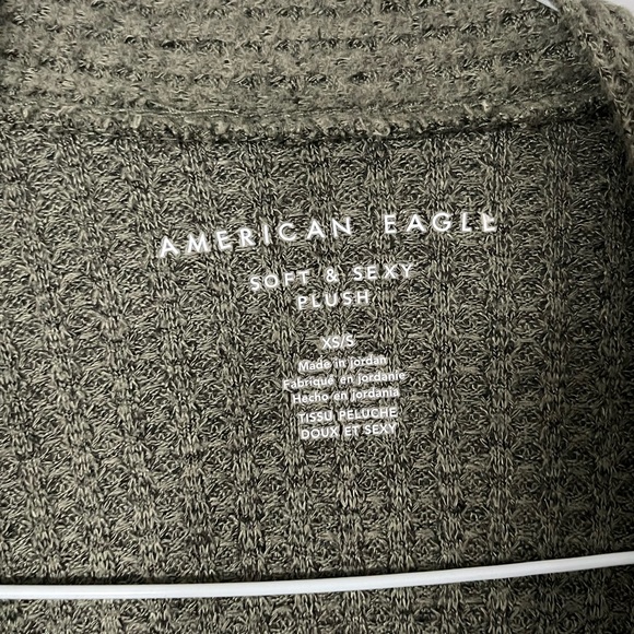 American Eagle Outfitters Cardigan - Picture 2 of 3